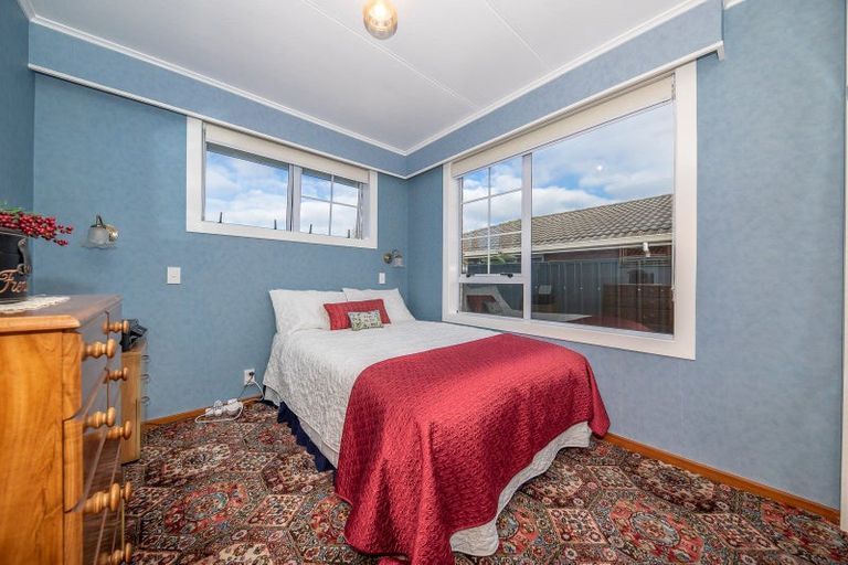 Photo of property in 38 Lyndhurst Street, Westport, 7825