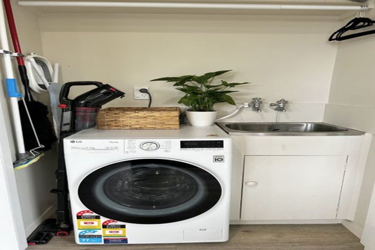 Photo of property in 2/36 Condell Avenue, Papanui, Christchurch, 8053