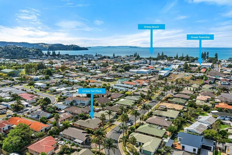Photo of property in 12 Dan Tori Place, Orewa, 0931