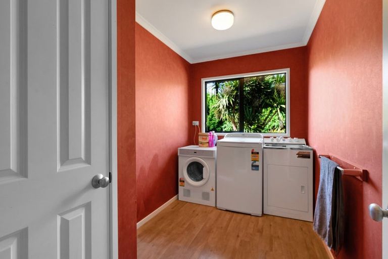 Photo of property in 842 Frankley Road, Hurworth, New Plymouth, 4371