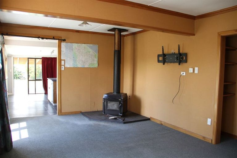 Photo of property in 21b Orawia Road, Tuatapere, 9620