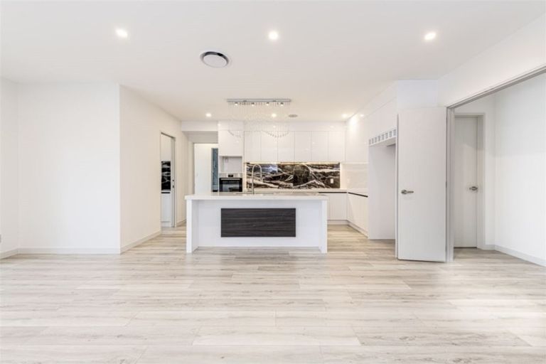 Photo of property in 32 Beltany Drive, Flat Bush, Auckland, 2019