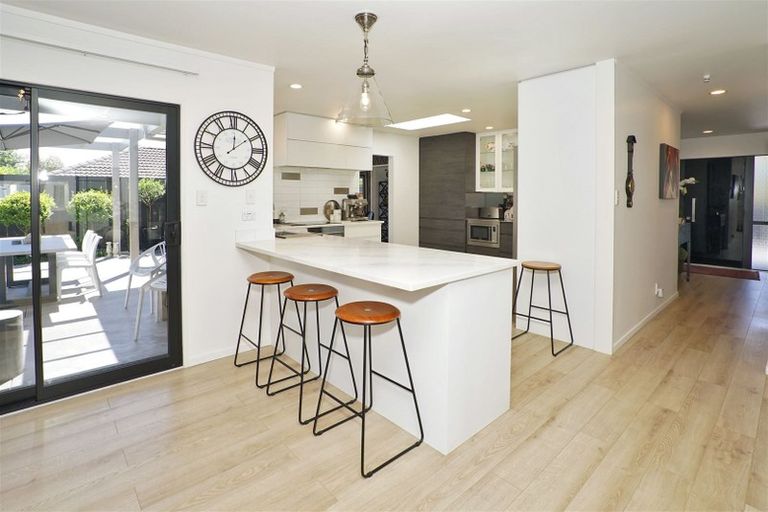 Photo of property in 6 Munro Place, Flagstaff, Hamilton, 3210