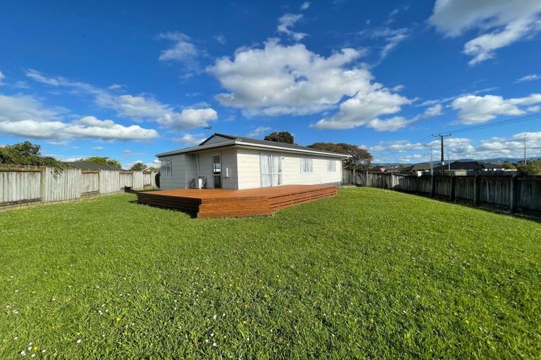 Photo of property in 31 Lydia Place, Kelvin Grove, Palmerston North, 4414