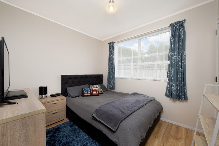 Photo of property in 4 Tangelo Place, Bucklands Beach, Auckland, 2012