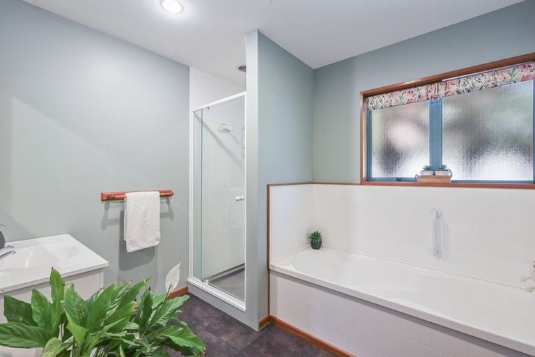 Photo of property in 4 Oakden Drive, Darfield, 7510