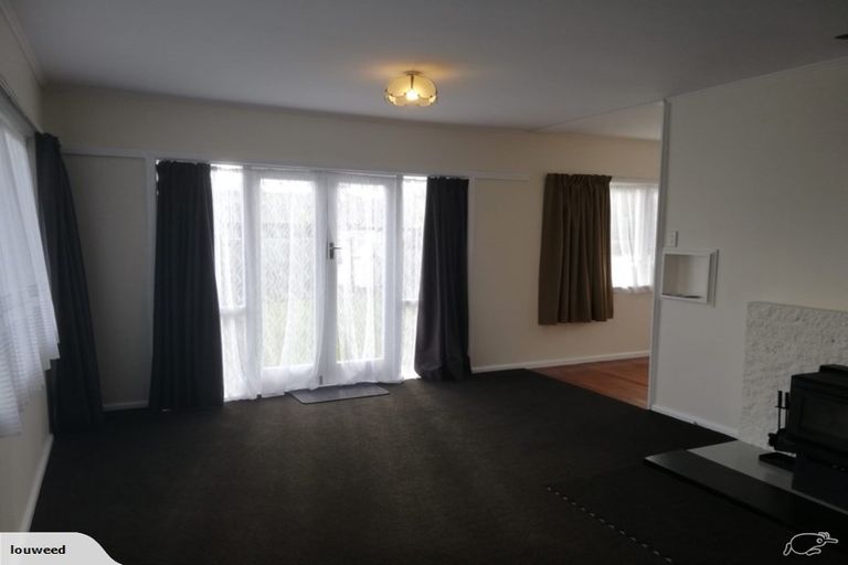 Photo of property in 10a Howard Road, Taradale, Napier, 4112