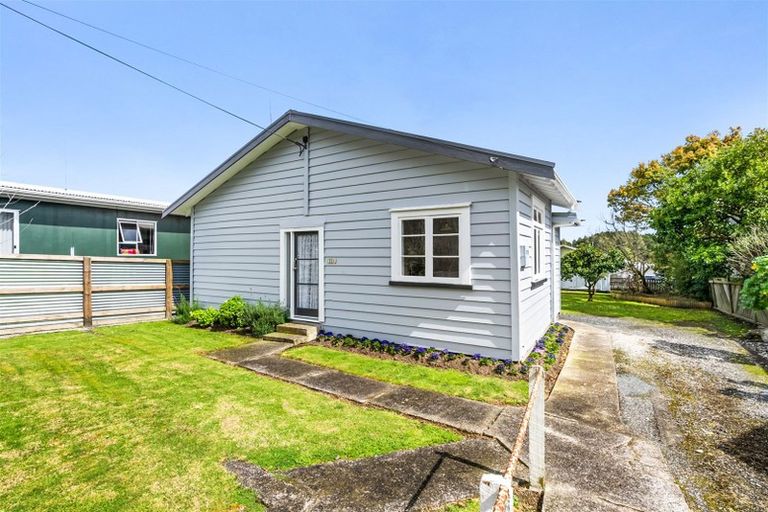 Photo of property in 74 George Street, Hikurangi, 0114