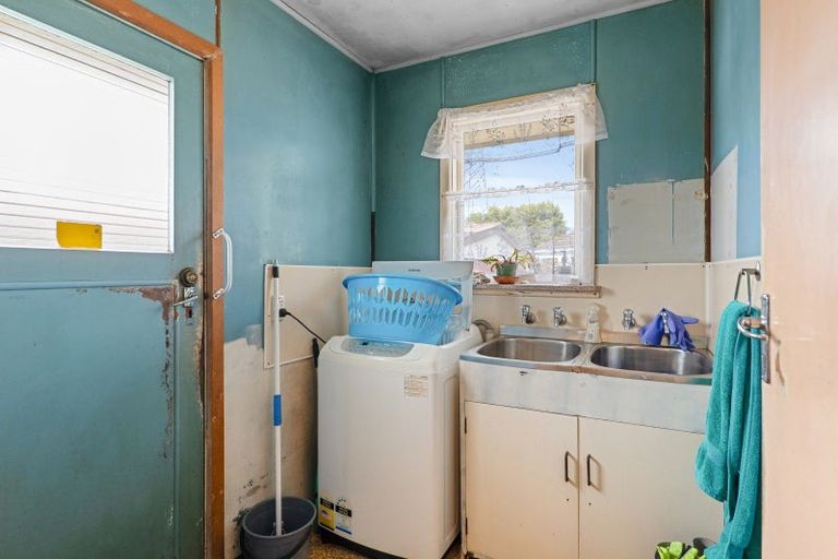 Photo of property in 27 Kendal Avenue, Burnside, Christchurch, 8053