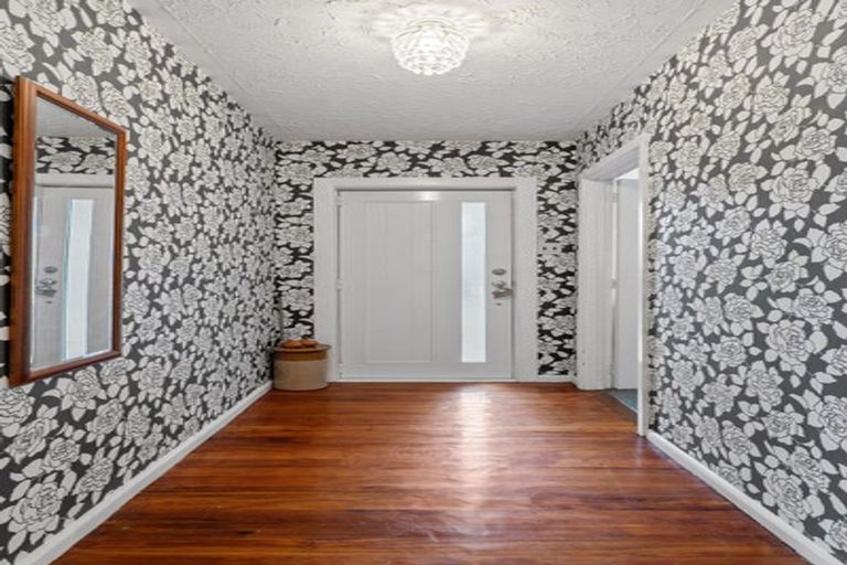 Photo of property in 69 Gregan Crescent, Burnside, Christchurch, 8053