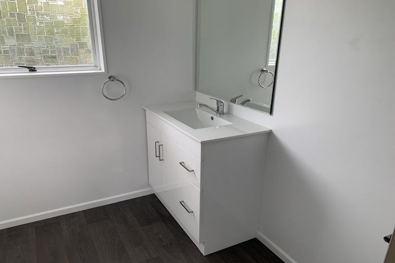 Photo of property in 90 Strathmore Avenue, Levin, 5510