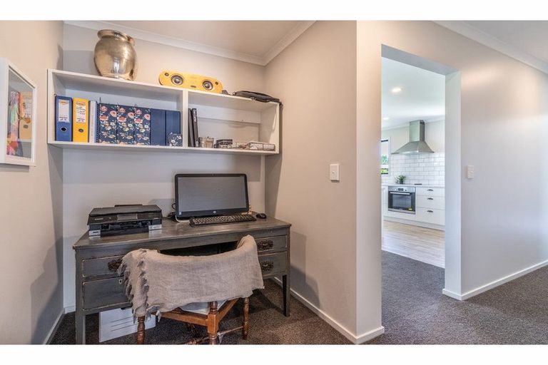 Photo of property in 26 Plunket Street, Omakau, 9376