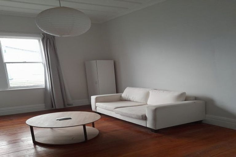 Photo of property in 15 Kelvin Street, Aramoho, Whanganui, 4500