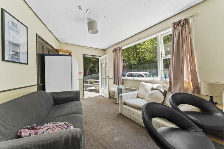 Photo of property in 22 Bowen Street, Queenstown, 9300