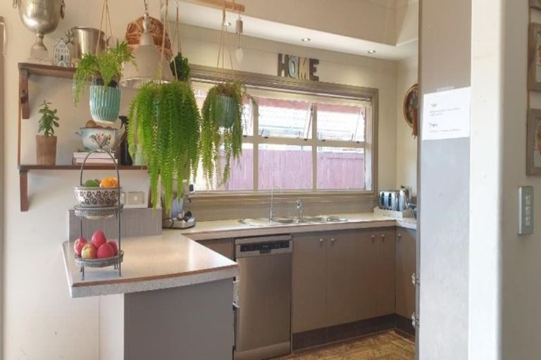 Photo of property in 23 Putaka Place, Papamoa Beach, Papamoa, 3118