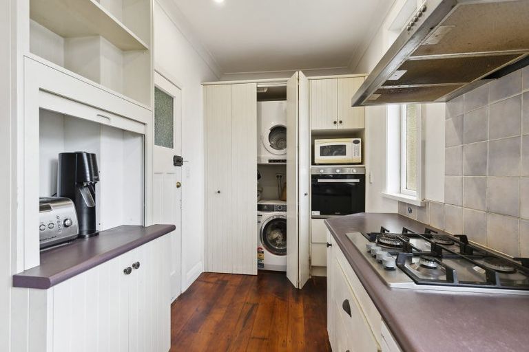 Photo of property in 108 Rakau Road, Hataitai, Wellington, 6021