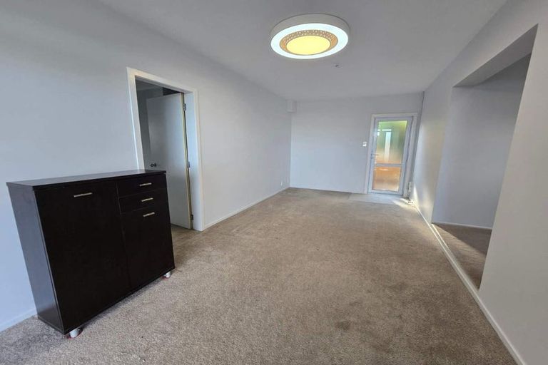 Photo of property in 18 Dunstall Place, Mangere Bridge, Auckland, 2022