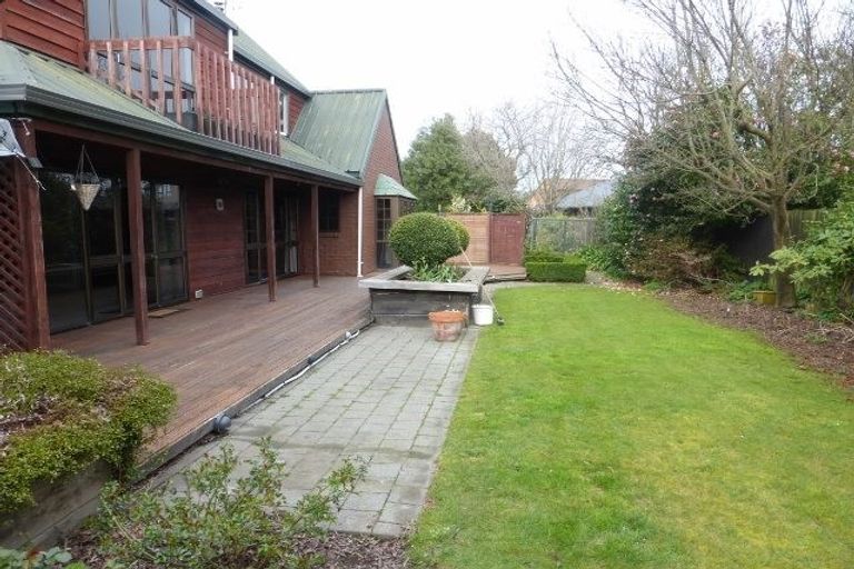 Photo of property in 9 Calverton Place, Halswell, Christchurch, 8025