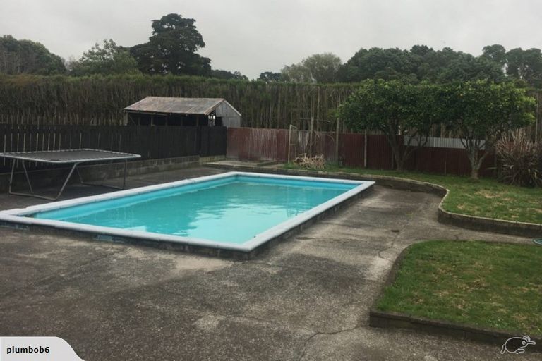 Photo of property in 1410 Devon Road, Brixton, Waitara, 4382