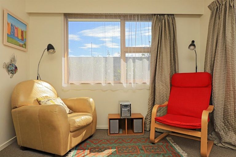 Photo of property in 52b Middle Road, Havelock North, 4130