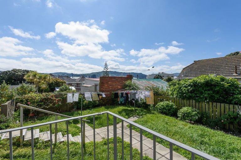 Photo of property in 82 Majoribanks Street, Mount Victoria, Wellington, 6011
