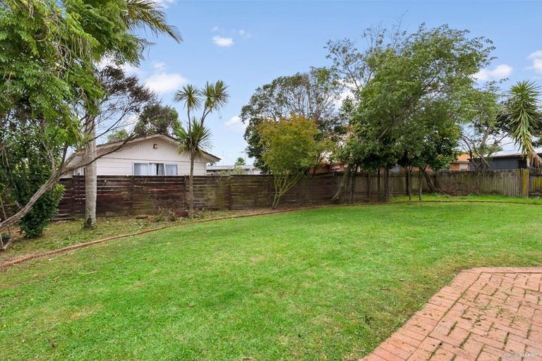 Photo of property in 9 Tangelo Place, Bucklands Beach, Auckland, 2012