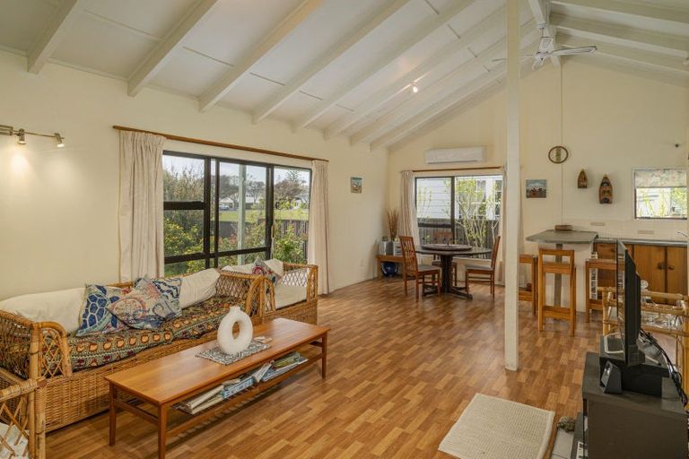 Photo of property in 32 Captain Cook Road, Cooks Beach, Whitianga, 3591