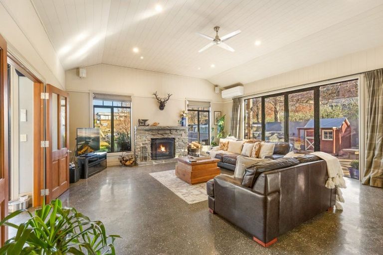 Photo of property in 57 Hall Road, Bannockburn, Cromwell, 9384