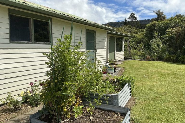 Photo of property in 5 Ranfurly Street, Runanga, 7803