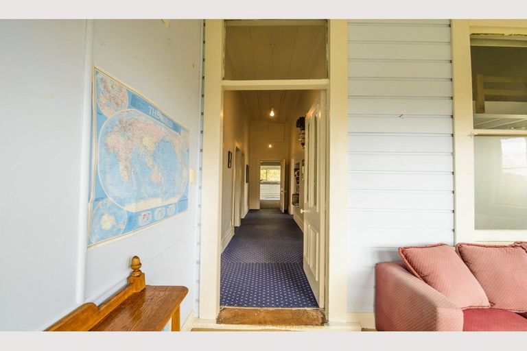 Photo of property in 30 Hukaroa Road, Raetihi, 4632