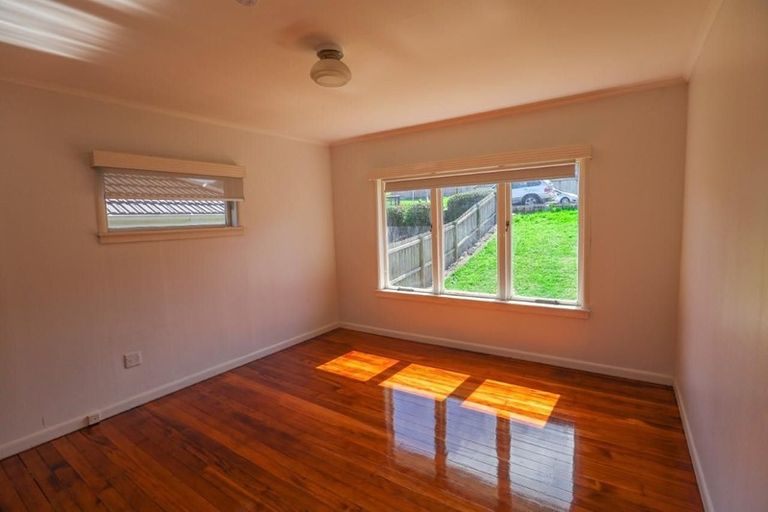 Photo of property in 449 Mount Albert Road, Mount Roskill, Auckland, 1041
