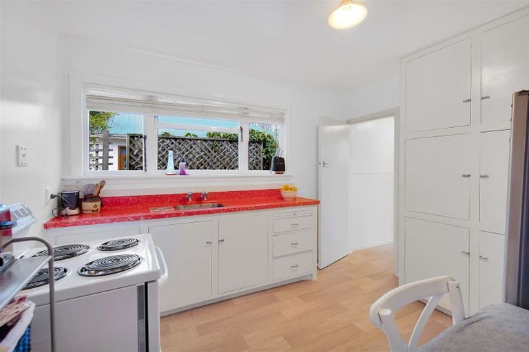 Photo of property in 10 Warden Street, Richmond, Christchurch, 8013