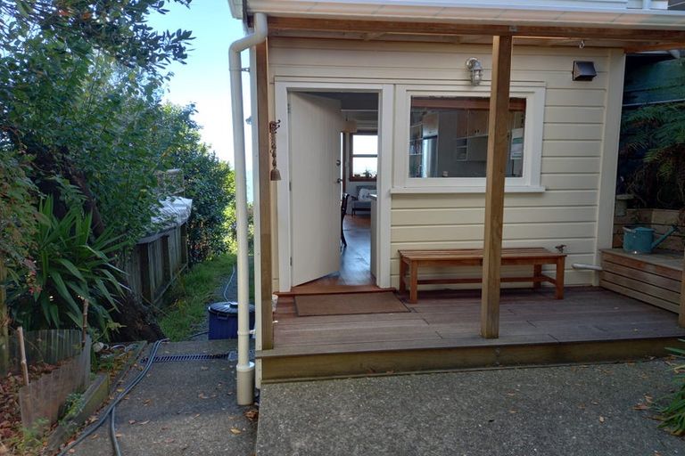 Photo of property in 6 Champion Terrace, Moana, Nelson, 7011