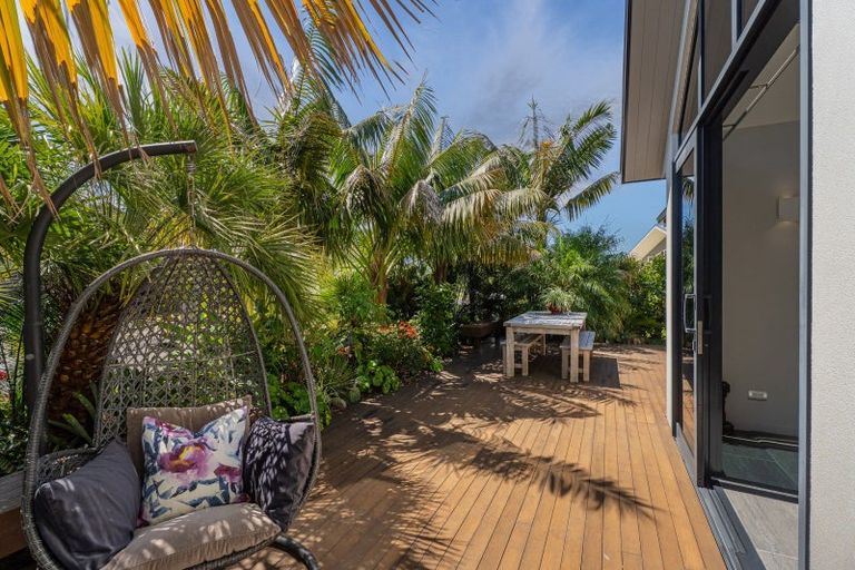 Photo of property in 8 Sara Way, Whitianga, 3510