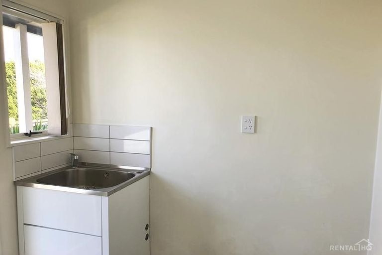 Photo of property in 78 Shifnal Drive, Randwick Park, Auckland, 2105