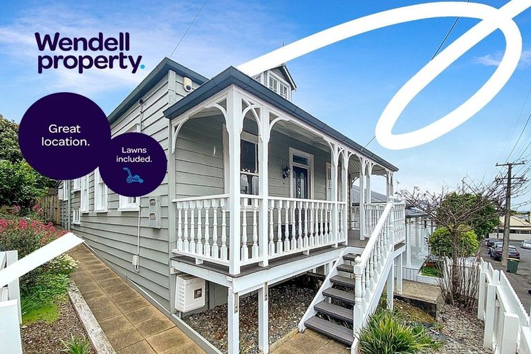 Photo of property in 19 St Aubyn Street, Devonport, Auckland, 0624