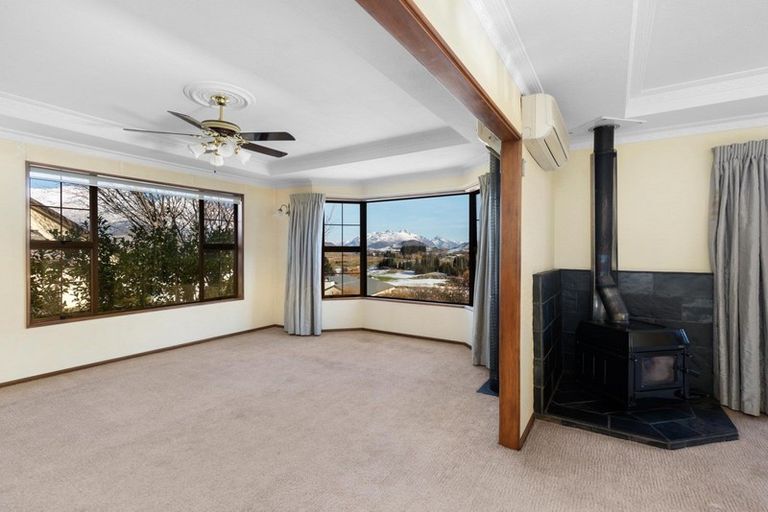 Photo of property in 22 Fox's Terrace, Arrowtown, 9302