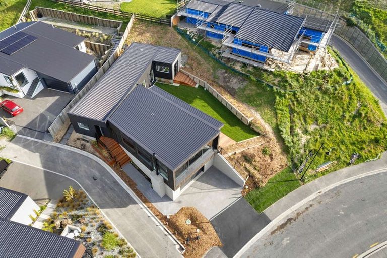 Photo of property in 13 Round Hill Rise, Cracroft, Christchurch, 8022