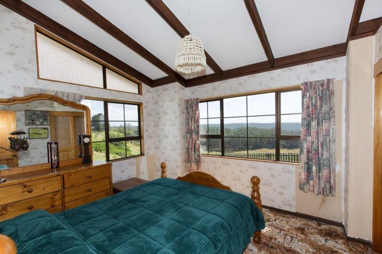 Photo of property in 5705 Pouto Road, Pouto, Te Kopuru, 0391