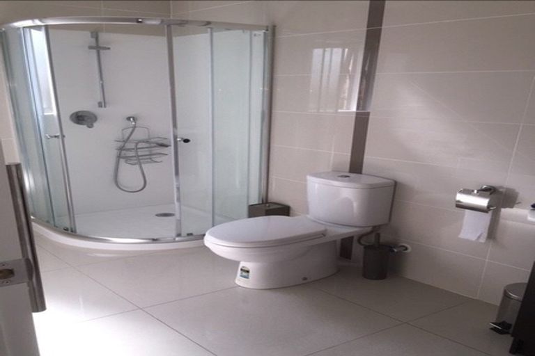 Photo of property in 397a Bucklands Beach Road, Bucklands Beach, Auckland, 2012