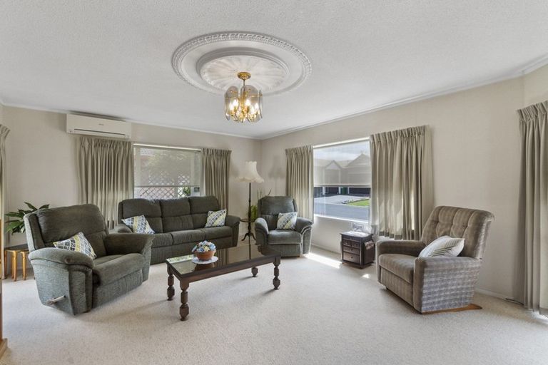 Photo of property in 3 Longford Court, Forest Lake, Hamilton, 3200