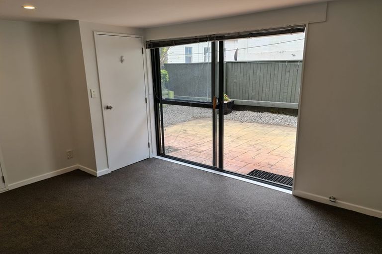 Photo of property in 16h Hobson Street, Thorndon, Wellington, 6011