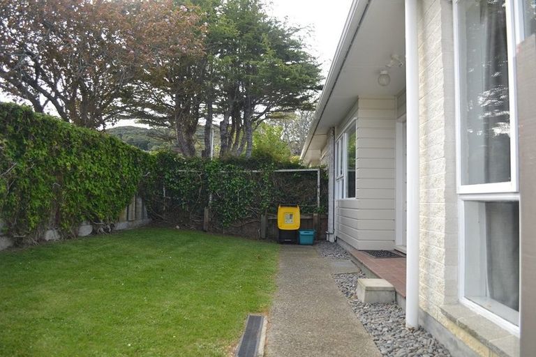 Photo of property in 2/8 Hatton Street, Karori, Wellington, 6012