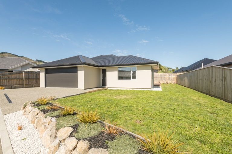 Photo of property in 16 Tarn Close, Richmond, 7020