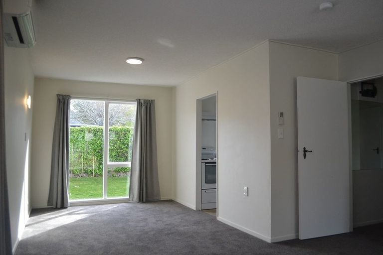 Photo of property in 2/8 Hatton Street, Karori, Wellington, 6012