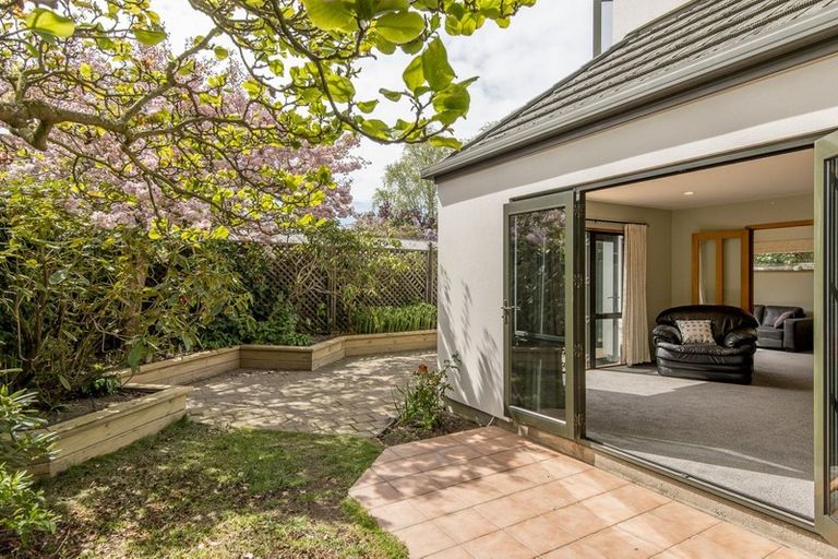 Photo of property in 1/56 Creyke Road, Ilam, Christchurch, 8041