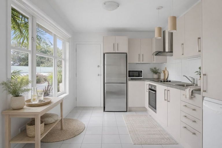 Photo of property in 9/37 Waipa Street, Birkenhead, Auckland, 0626