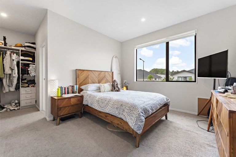 Photo of property in 13 Ahorangi Road, Silverdale, 0932