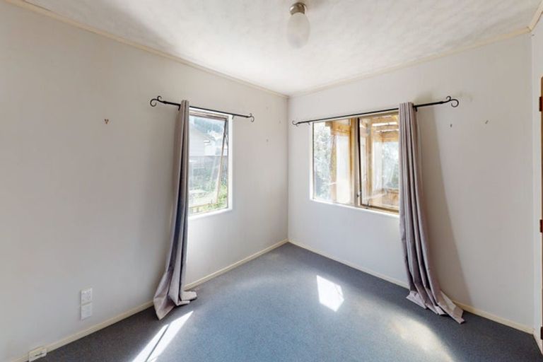 Photo of property in 3 Pluto Place, Milson, Palmerston North, 4414