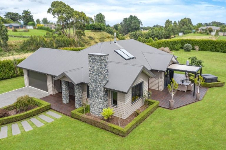 Photo of property in 22 Tunbridge Wells, Ohau, Levin, 5570